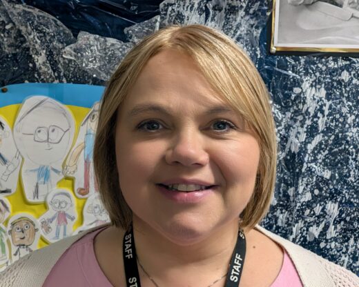 Mrs K. Myers (HLTA)